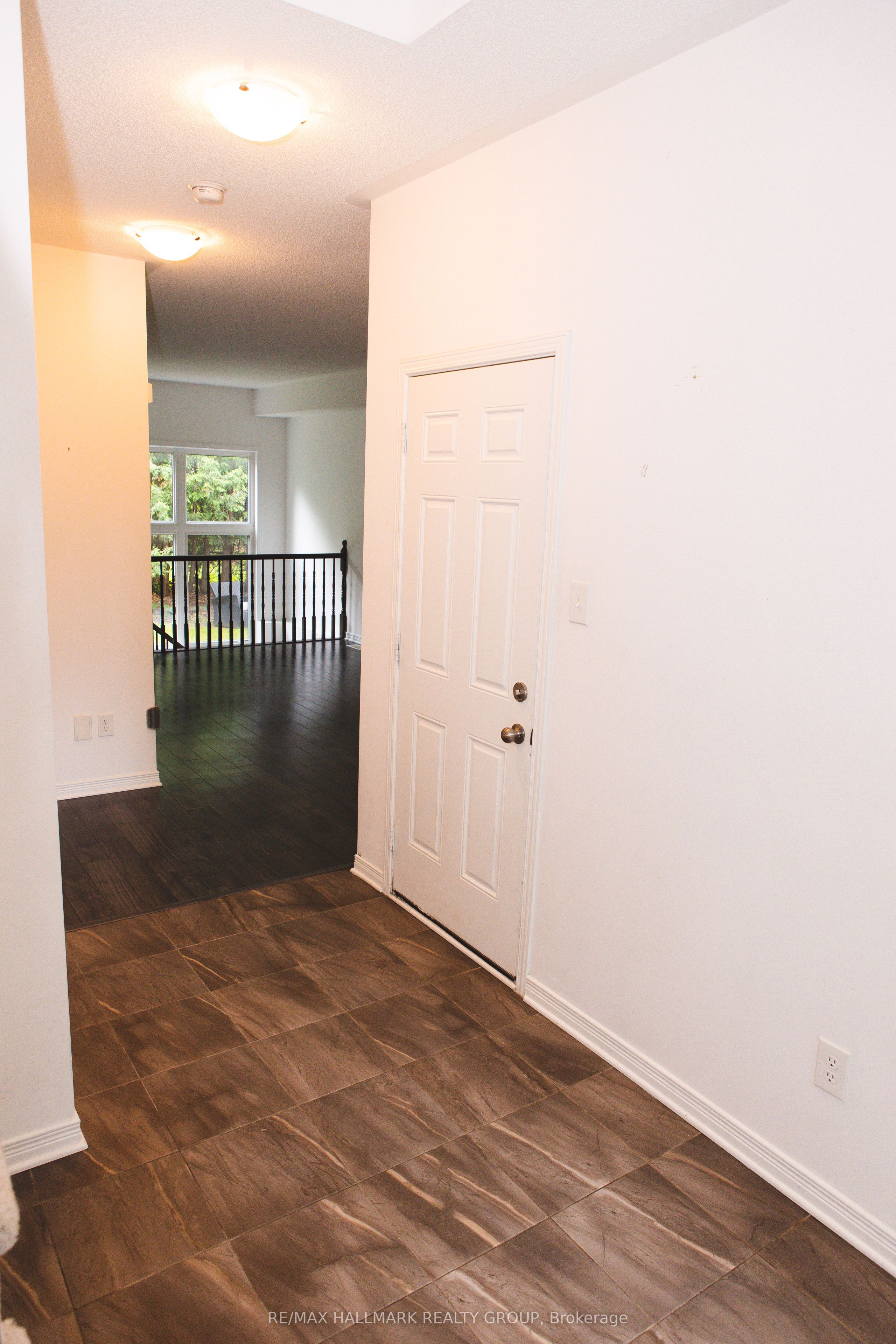 74 Dundalk Private, Nepean 3