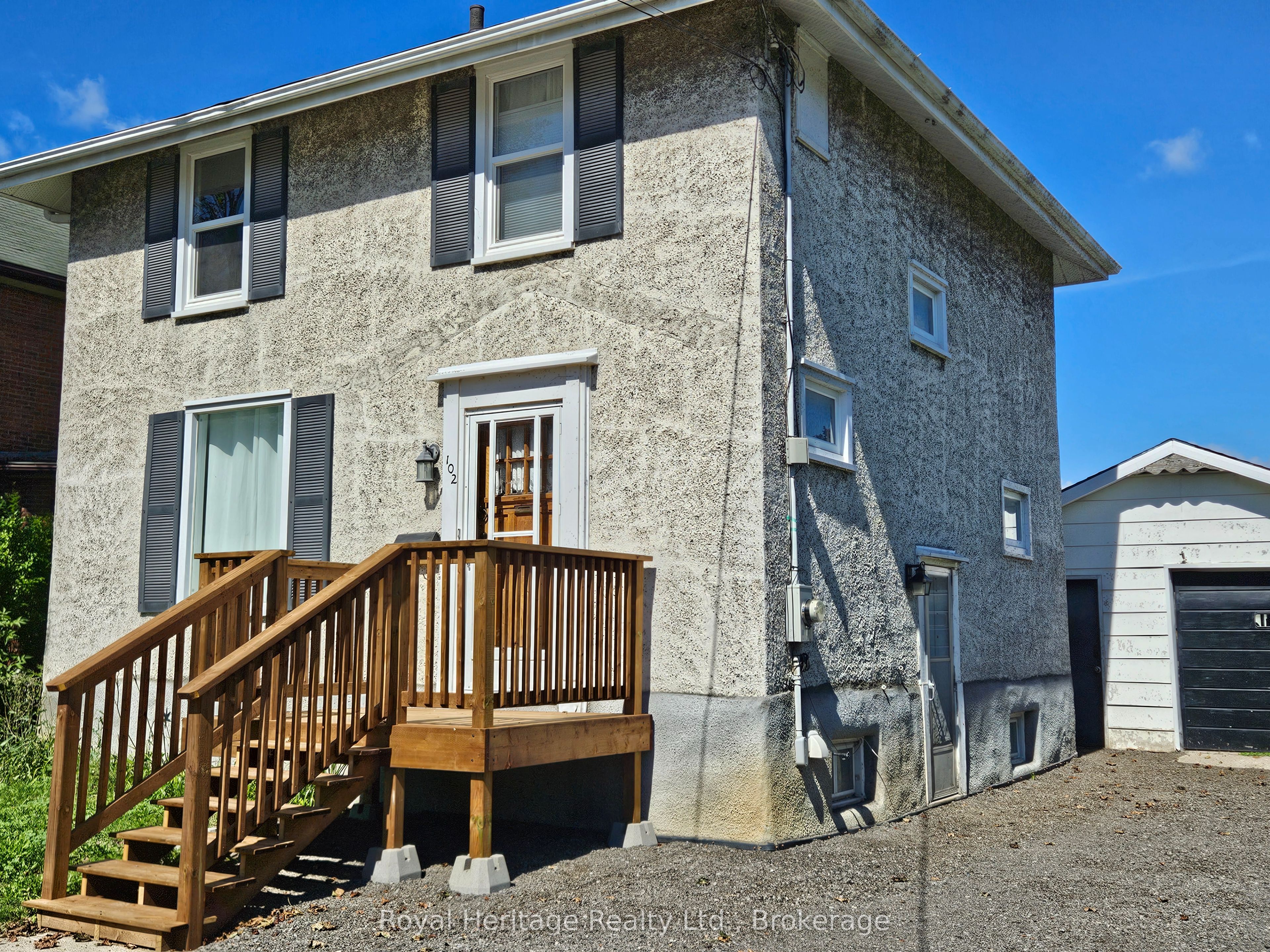 102 Catharine Street, Belleville 2