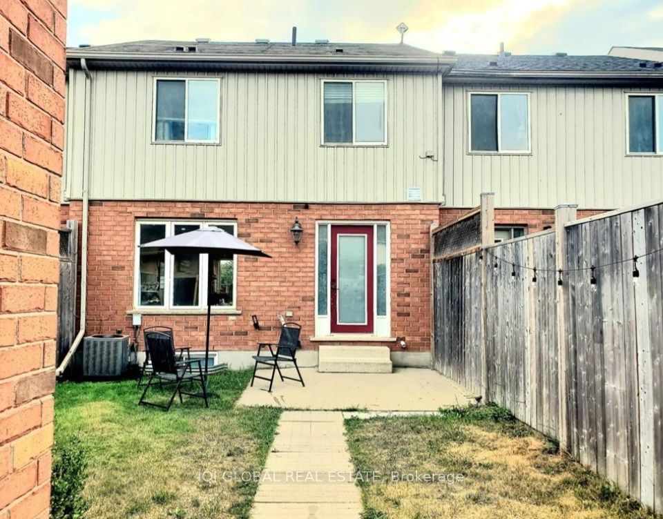 559 Victoria Road N, Guelph 2
