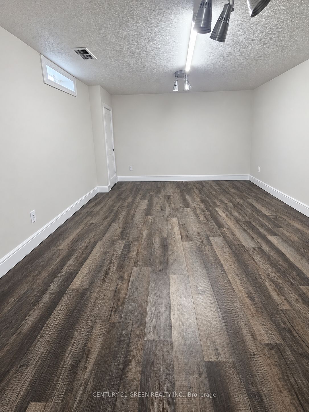 Unit BSMT - 32 Elvira Crescent, London 4