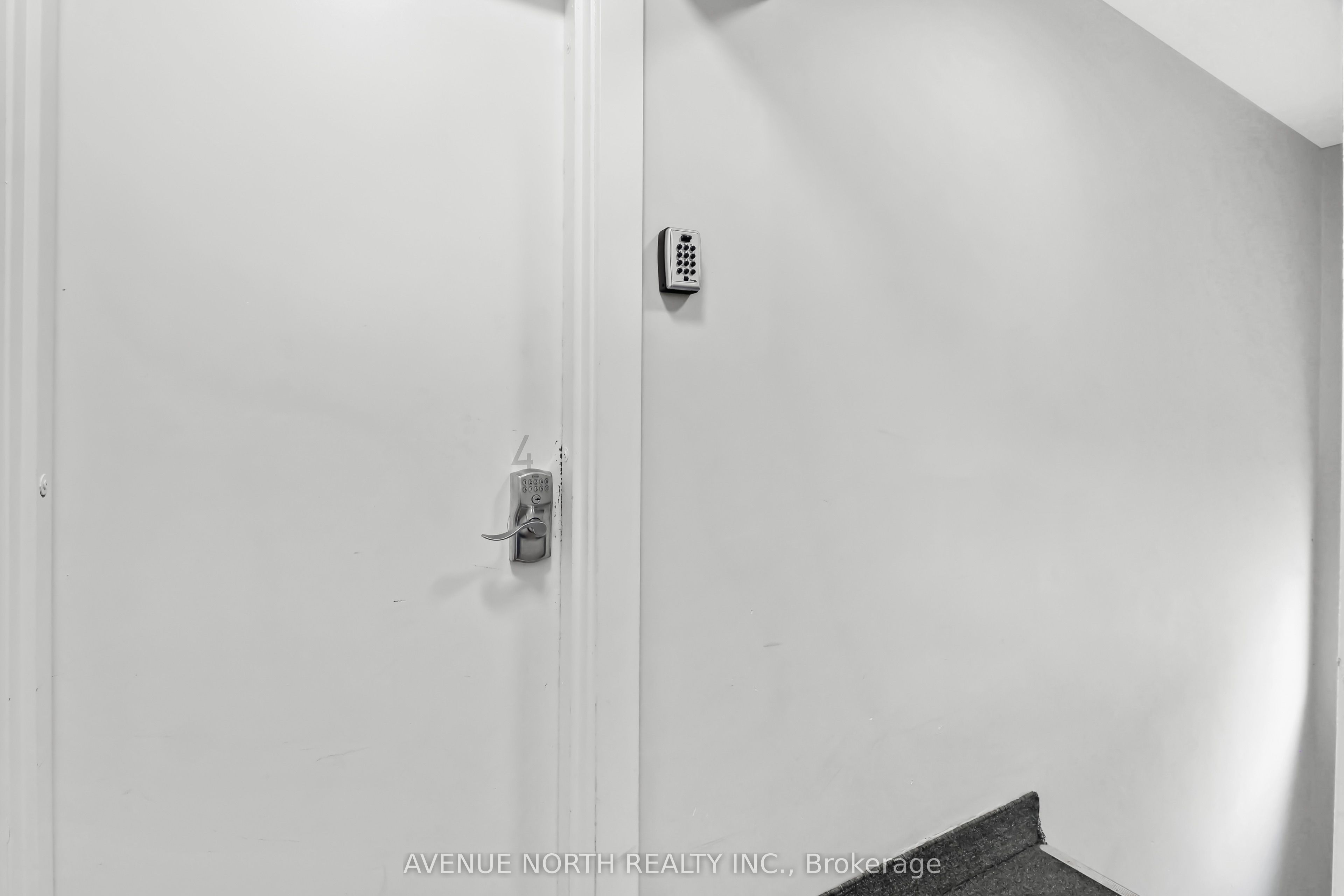 Unit 4 - 184 Murray Street, Ottawa 4