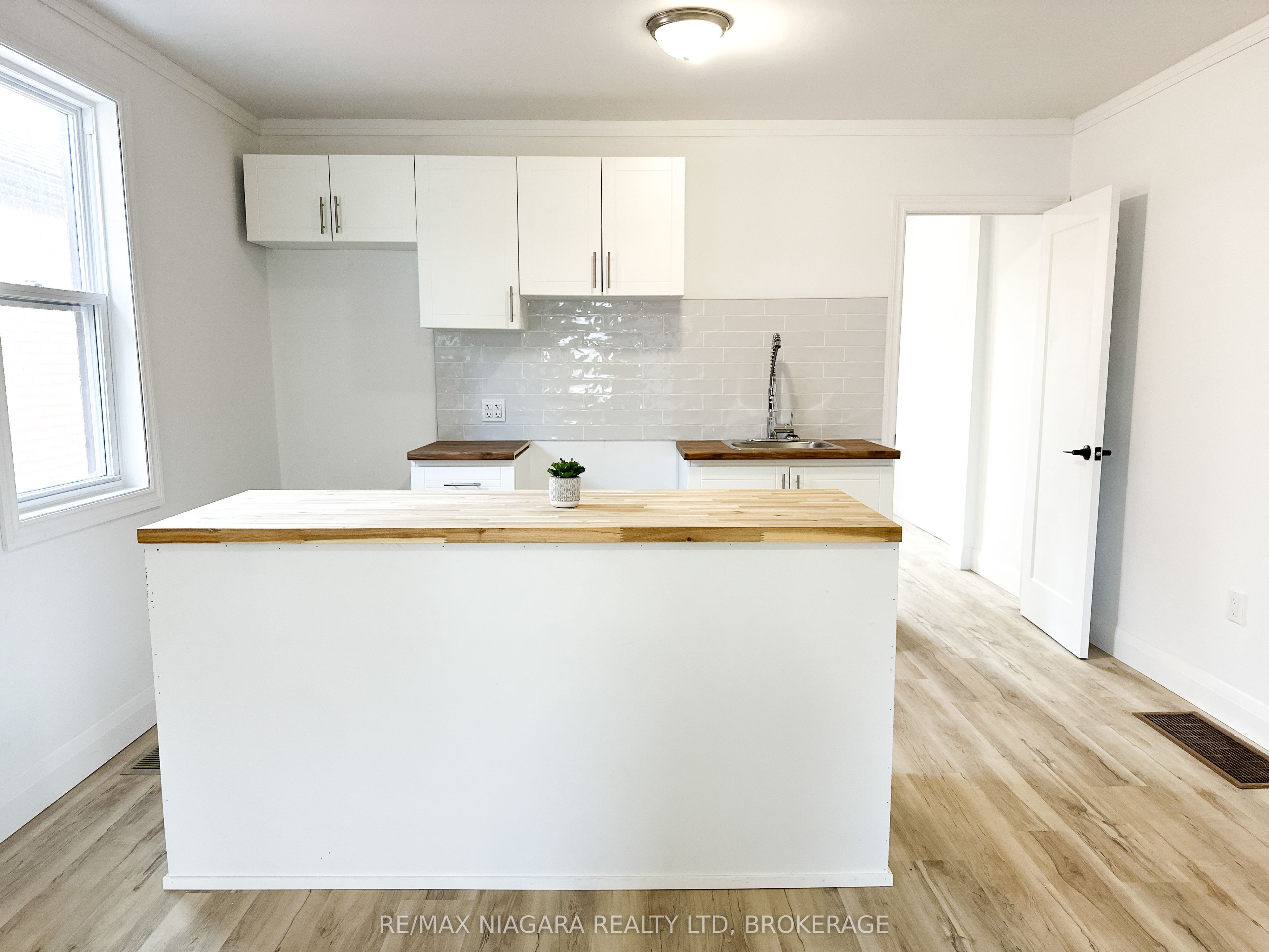 Unit UPPER - 233 PELHAM Road, St. Catharines 3