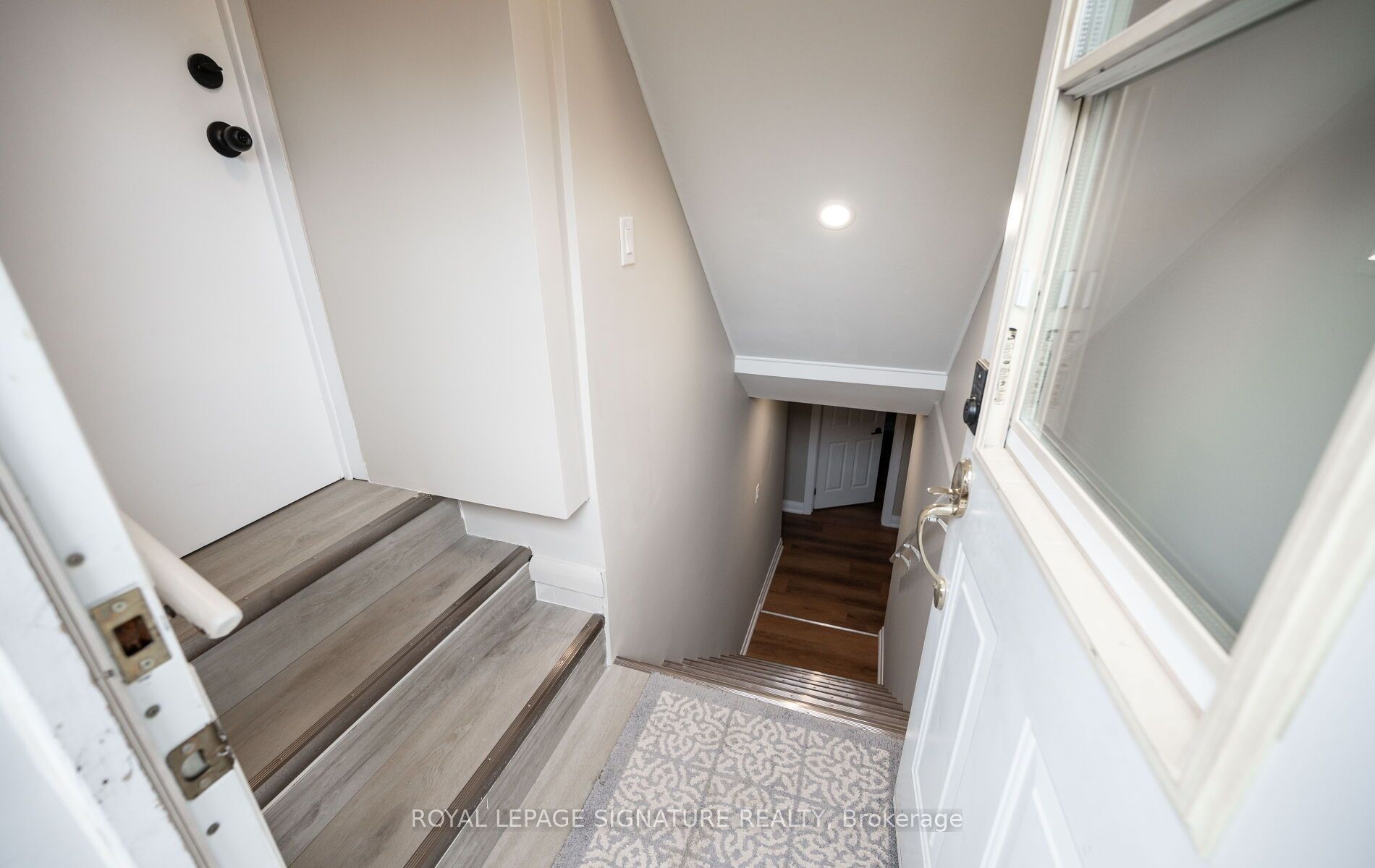 Unit Lower Level - 16 Eleanor Court, Guelph 2