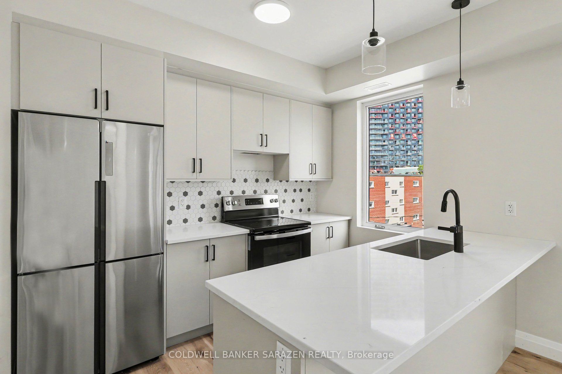 Unit 201 - 42 Mcarthur Avenue, Ottawa 4