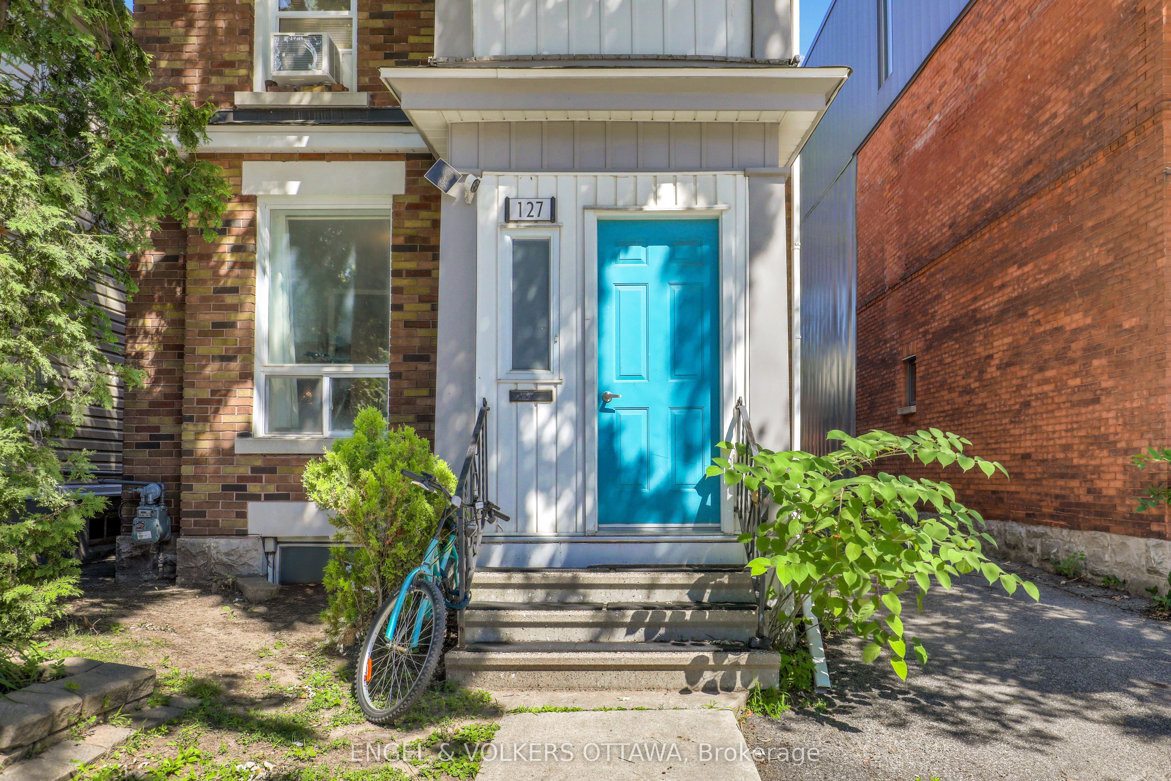 Unit 1 - 127 Third Avenue, Ottawa 2