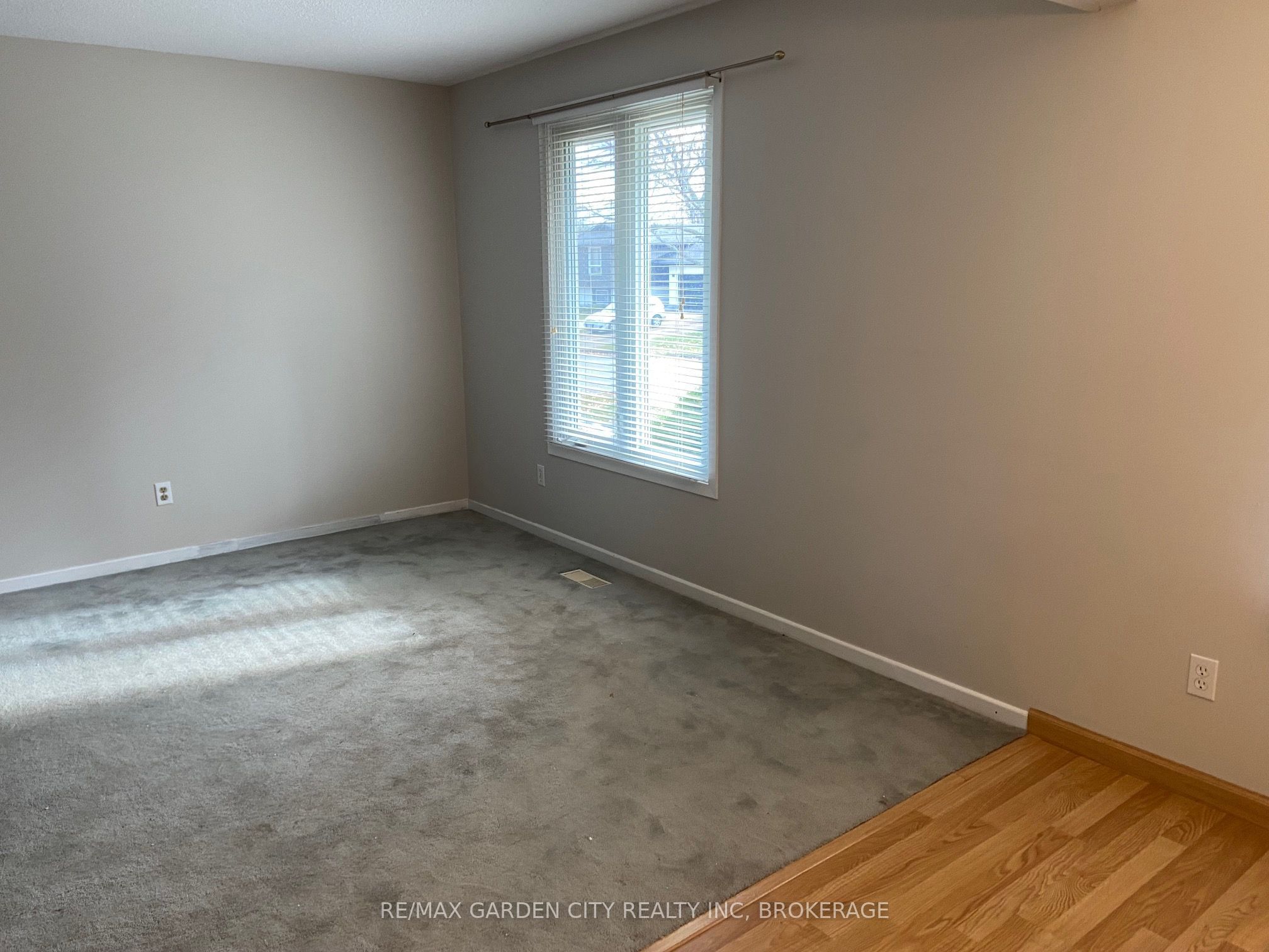 Unit Upper - 9 STONEGATE Drive, St. Catharines 4
