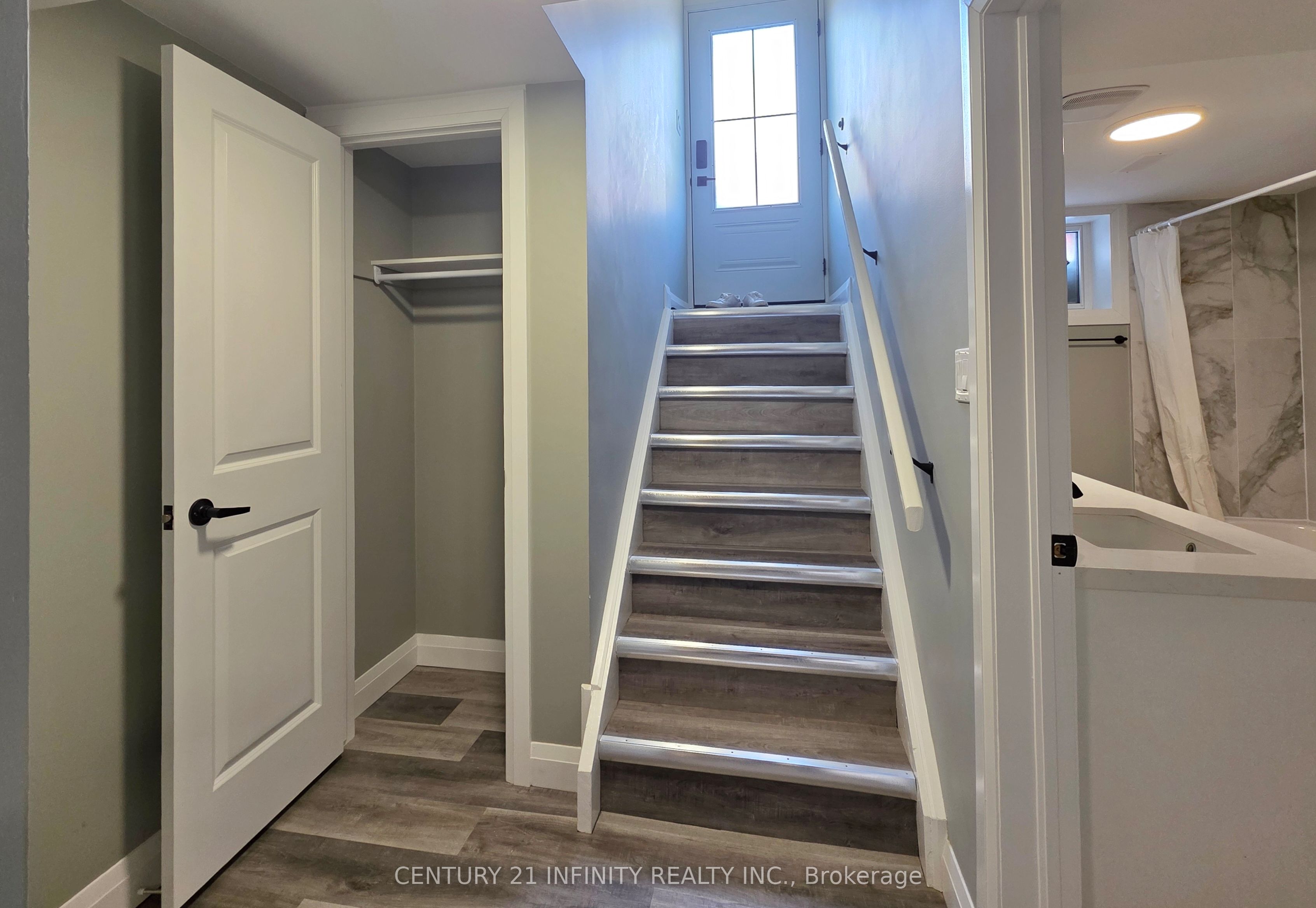 Unit 2 - 109 Purdy Crescent, Hamilton 4