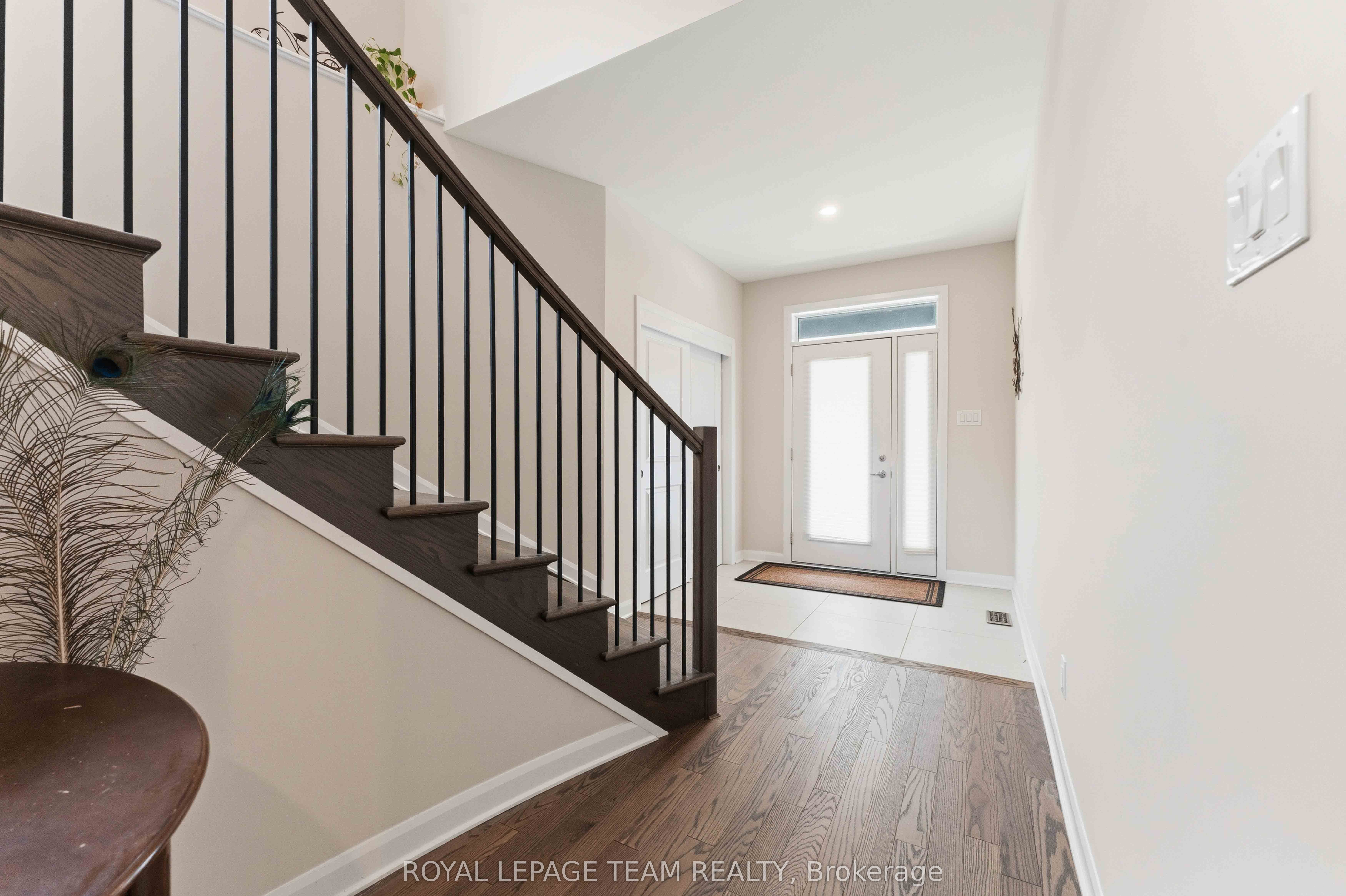 332 Elsie Macgill Walk, Kanata 3