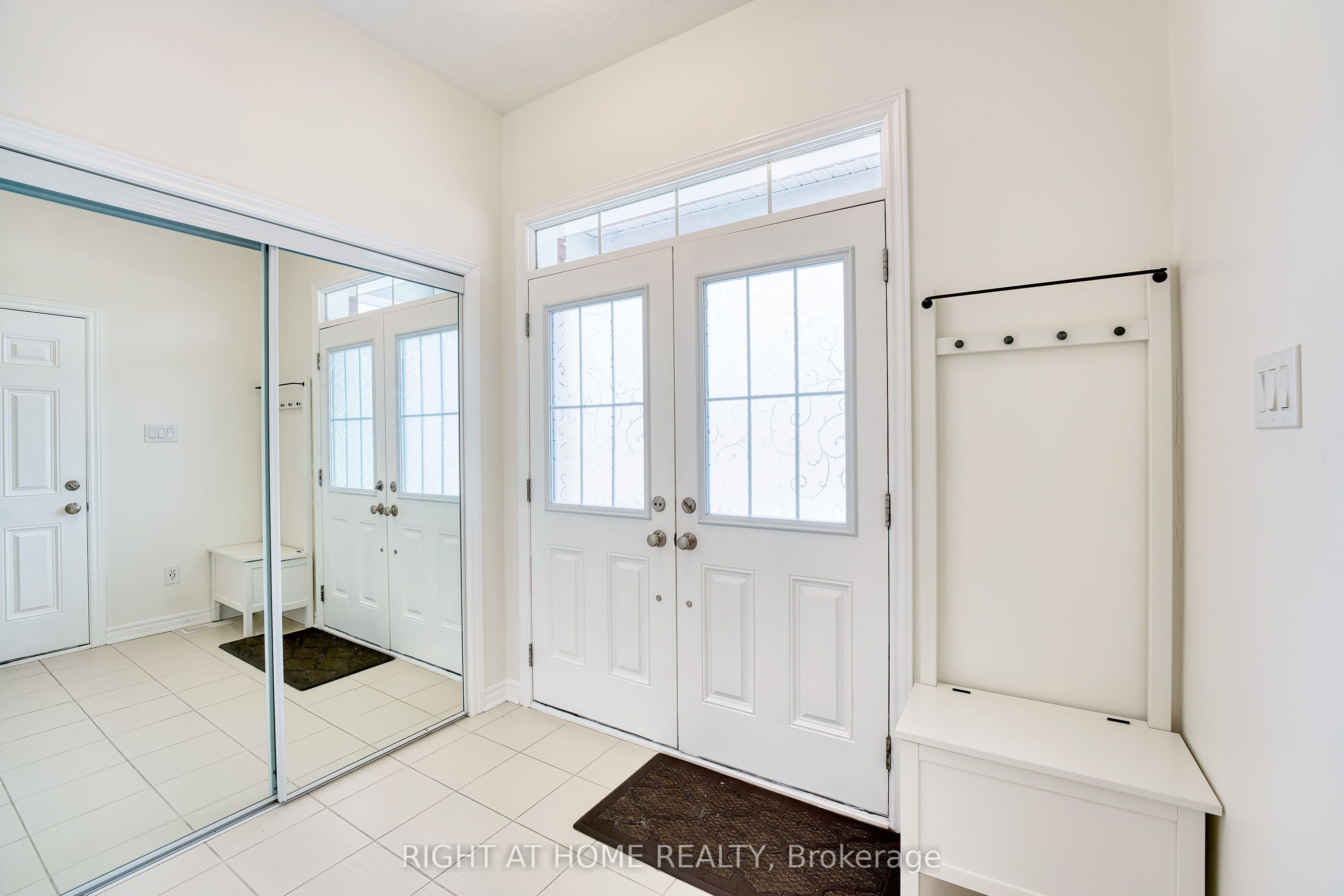 31 SUMMITVIEW Drive, Kanata 2