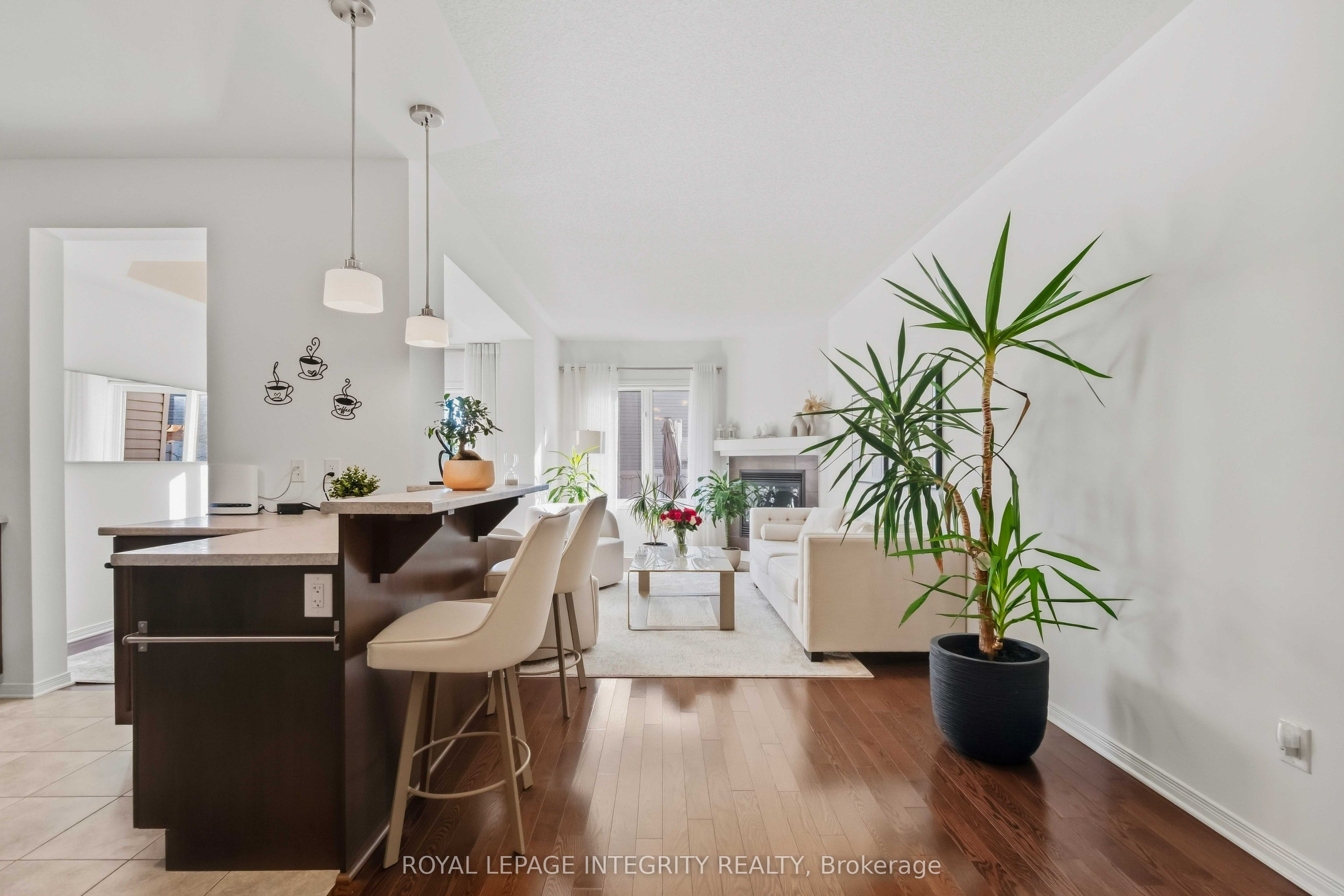 385 Via Verona Avenue, Nepean 4