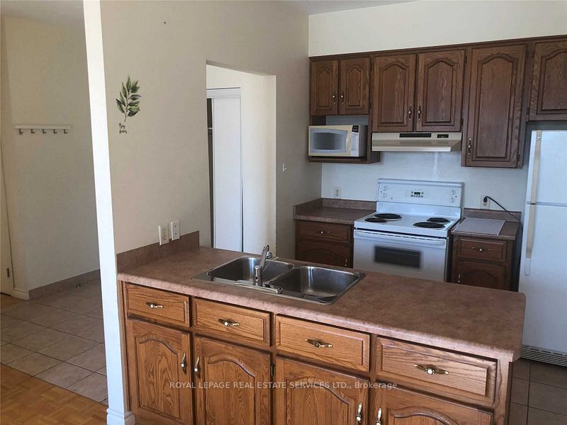 Unit 202 - 51 Wyndham Street N, Guelph 3