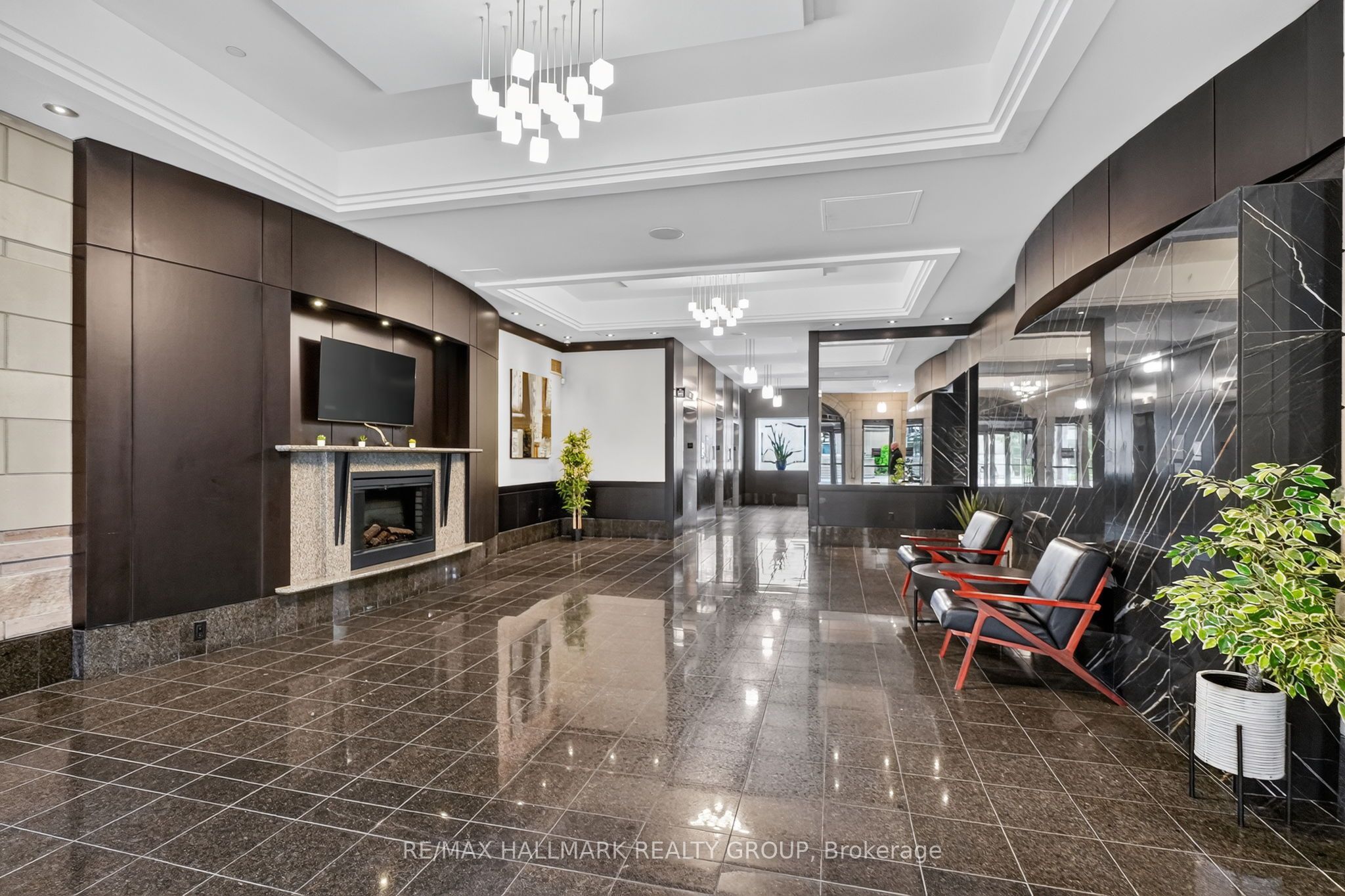 Unit 306 - 435 Albert Street, Ottawa 4