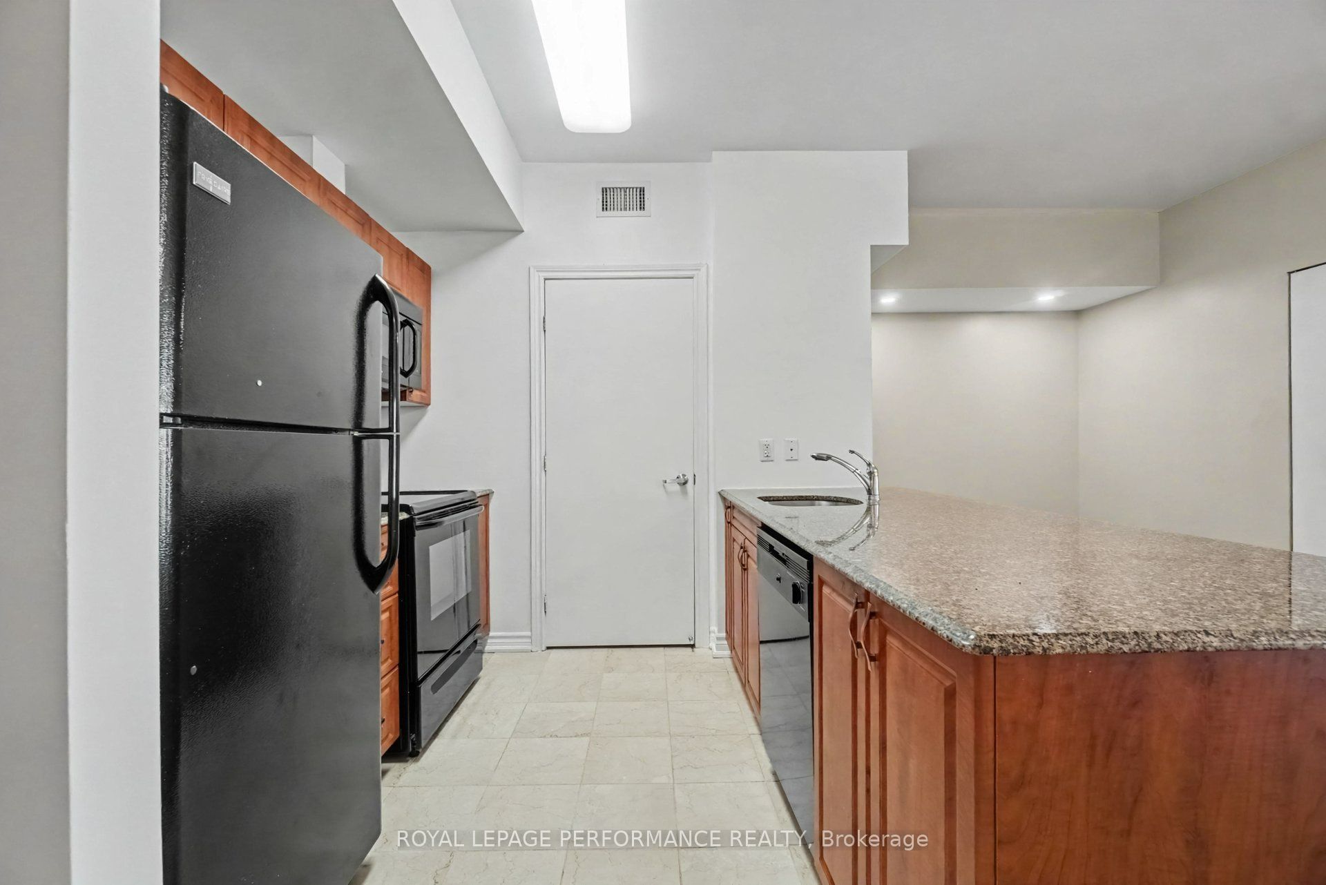Unit 2205 - 234 Rideau Street, Ottawa 5