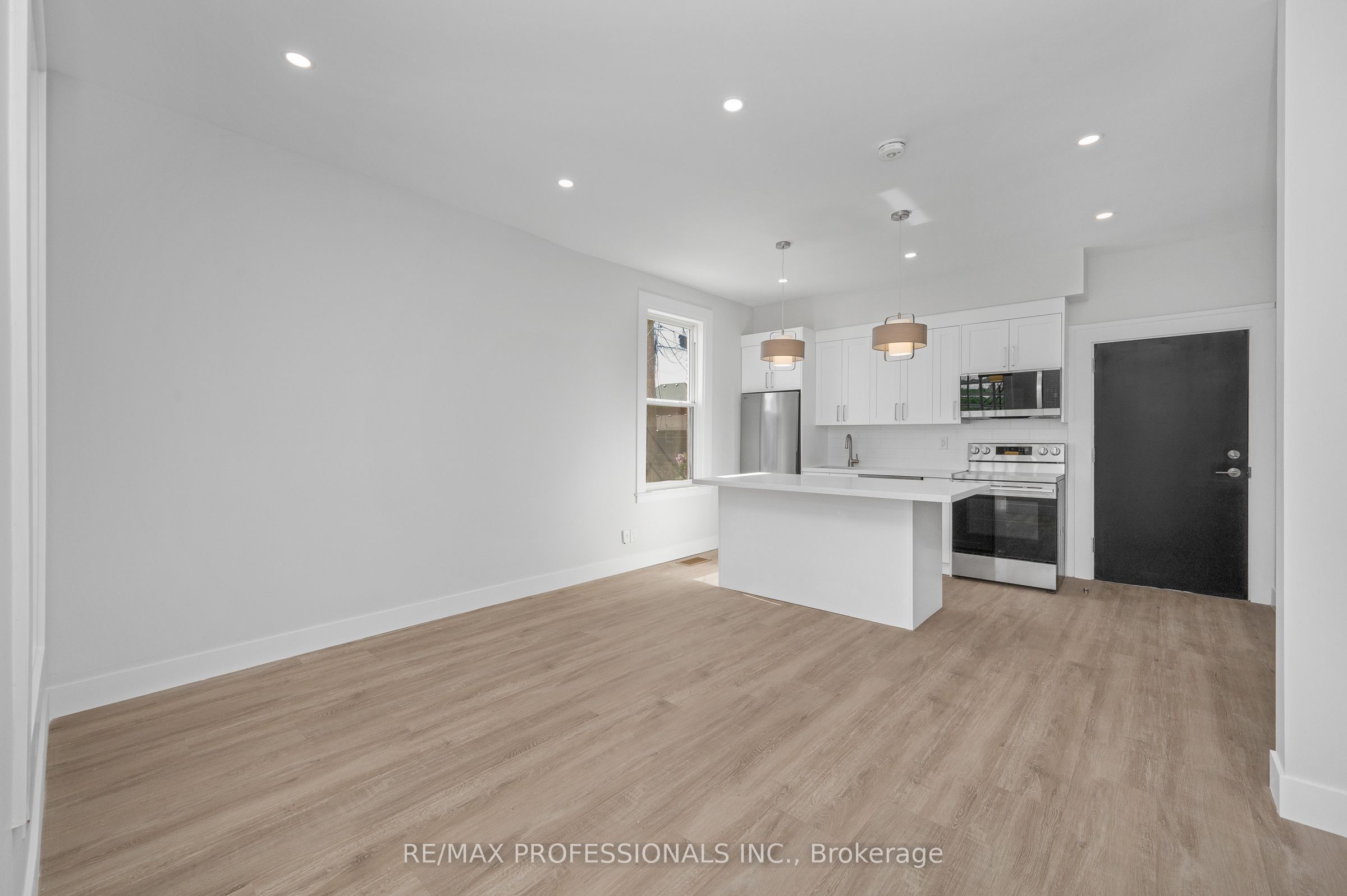 Unit 1 - 388 Wilson Street, Hamilton 4