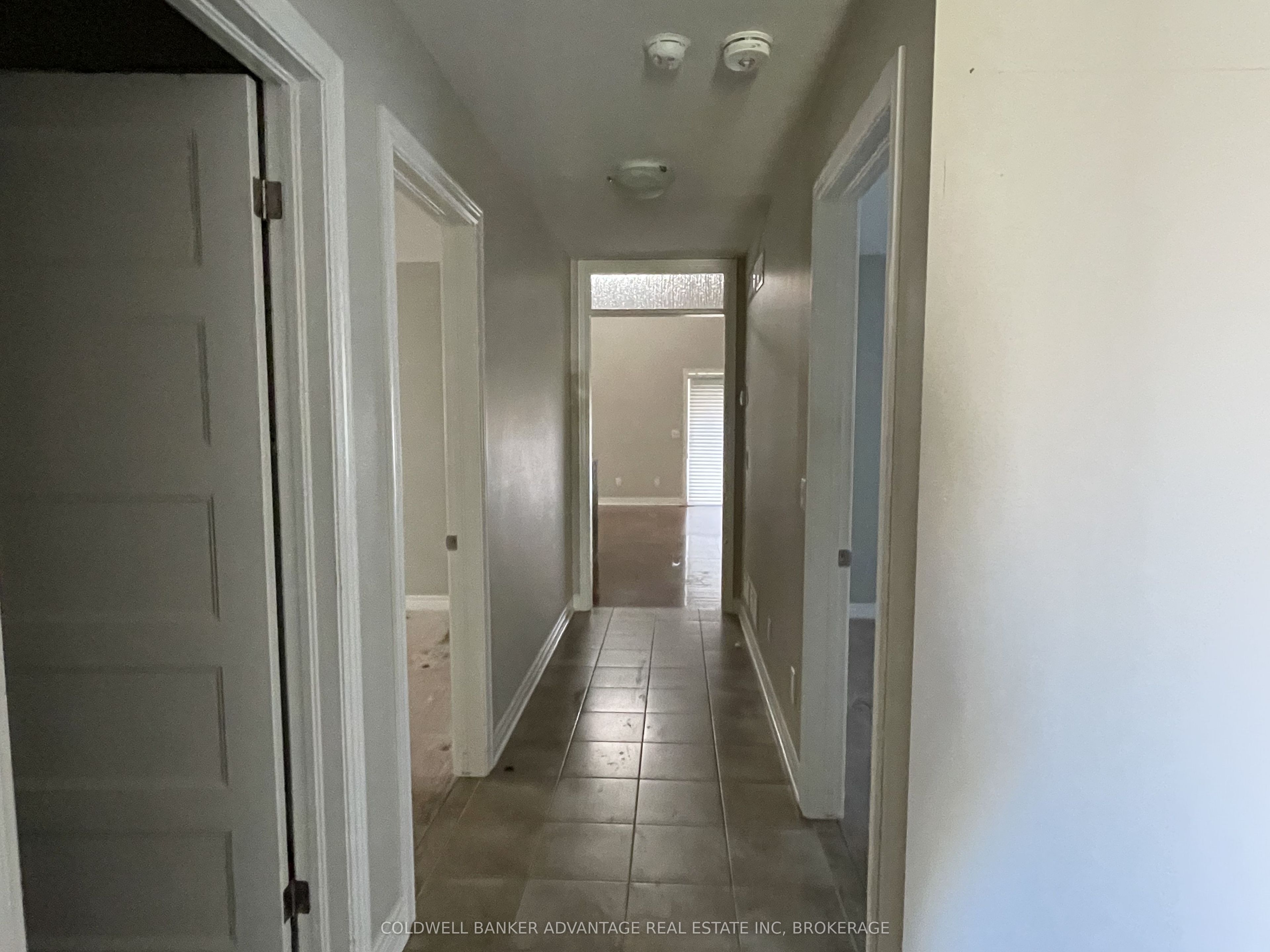 284 Classic Avenue, Welland 3