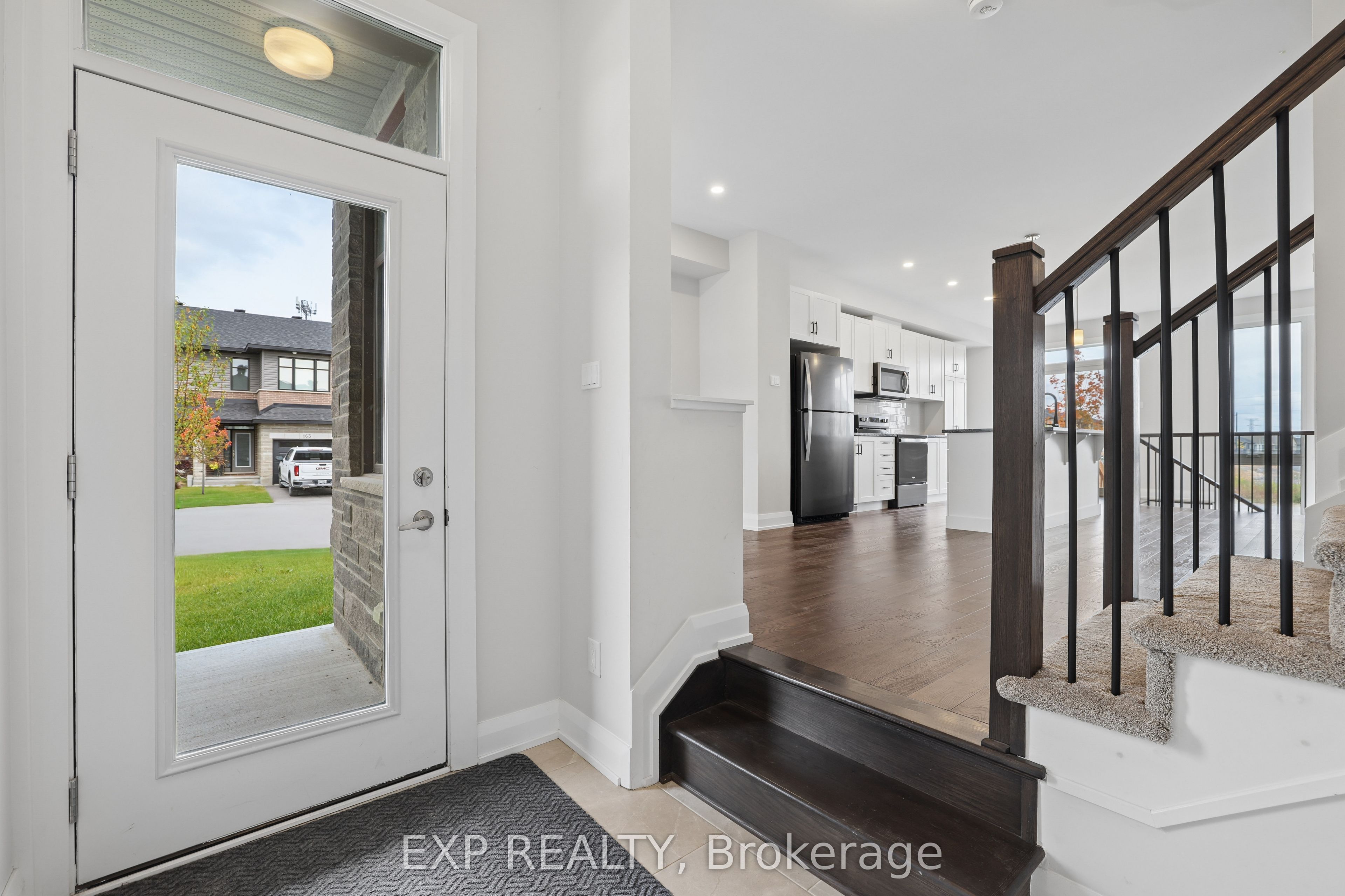 734 Ploughman Place, Stittsville-Goulbourn 5