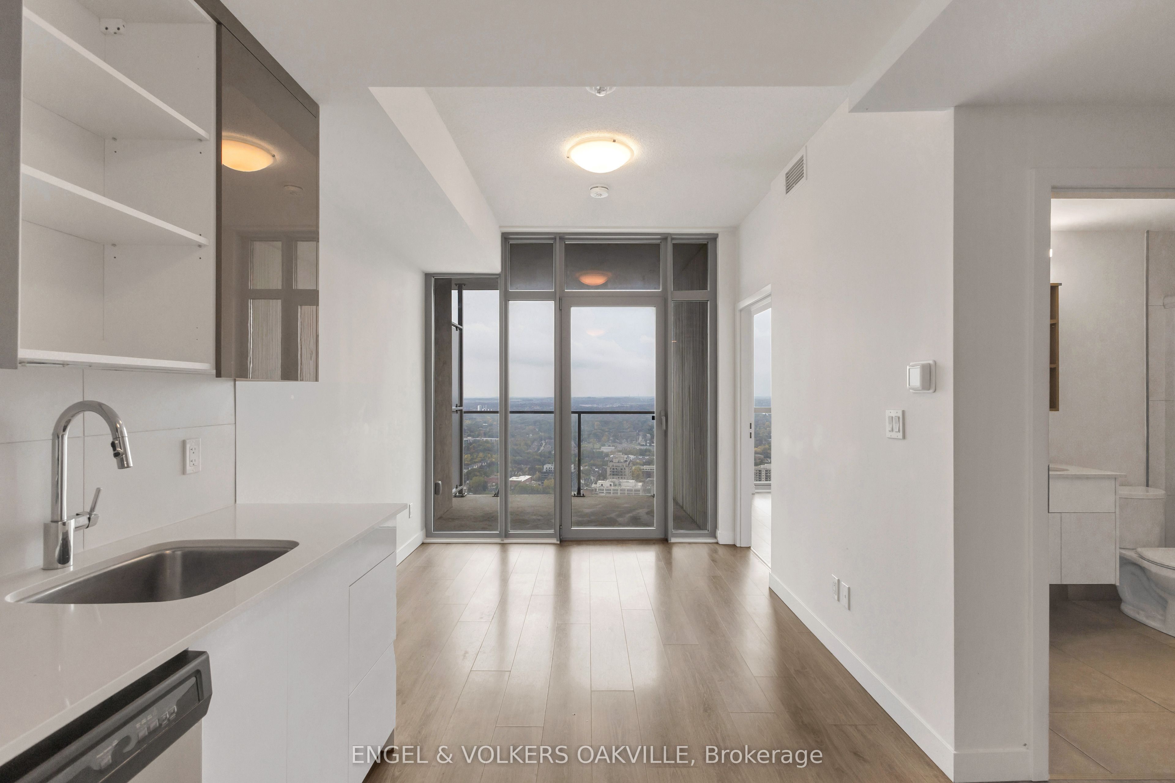 Unit 3912 - 60 Frederick Street, Kitchener 4