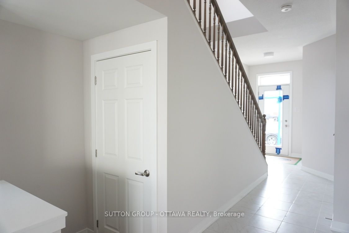 663 ALLIED Mews, West Carleton Twp 5