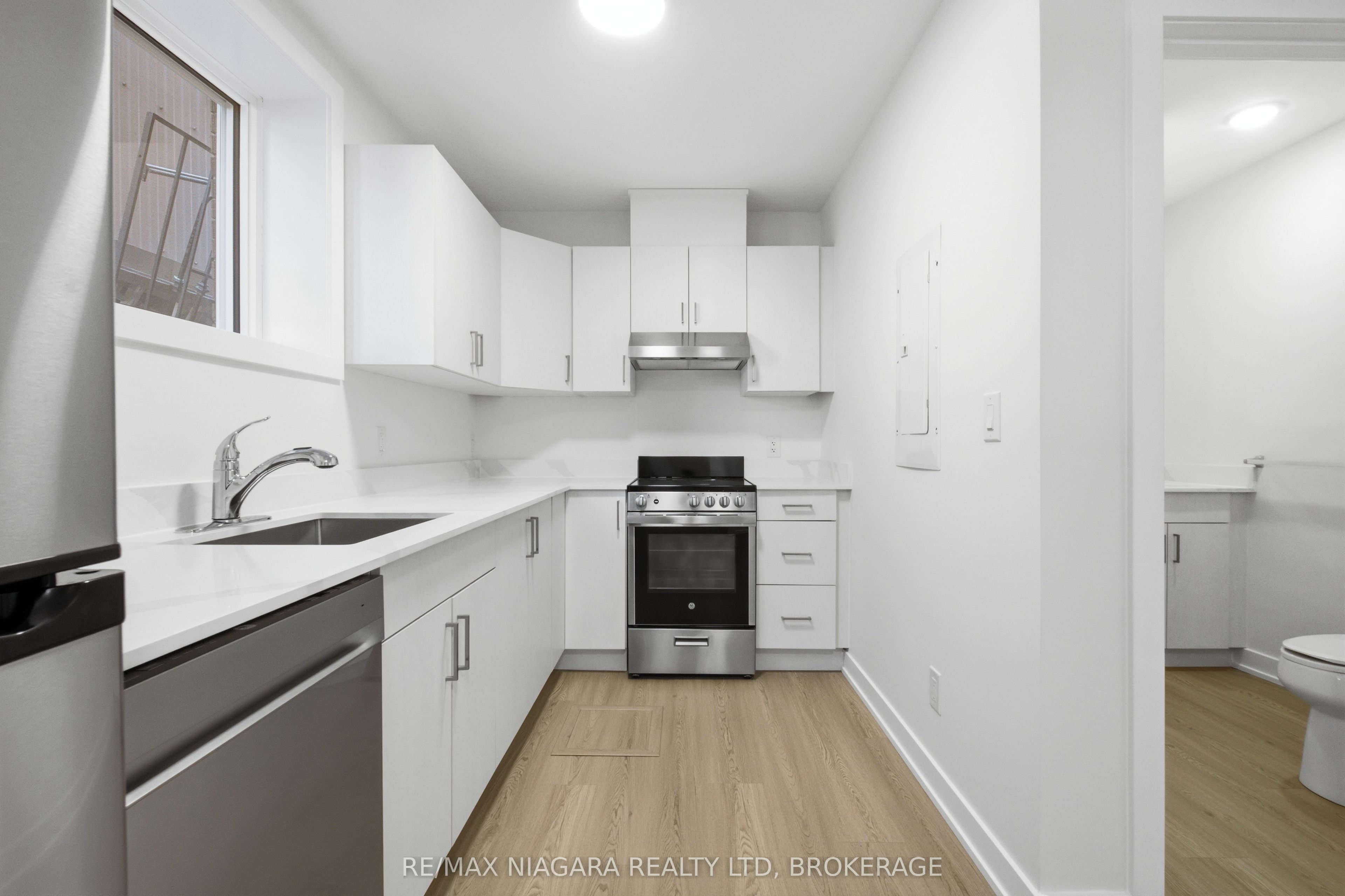 Unit B02 - 140 Church Street, St. Catharines 3