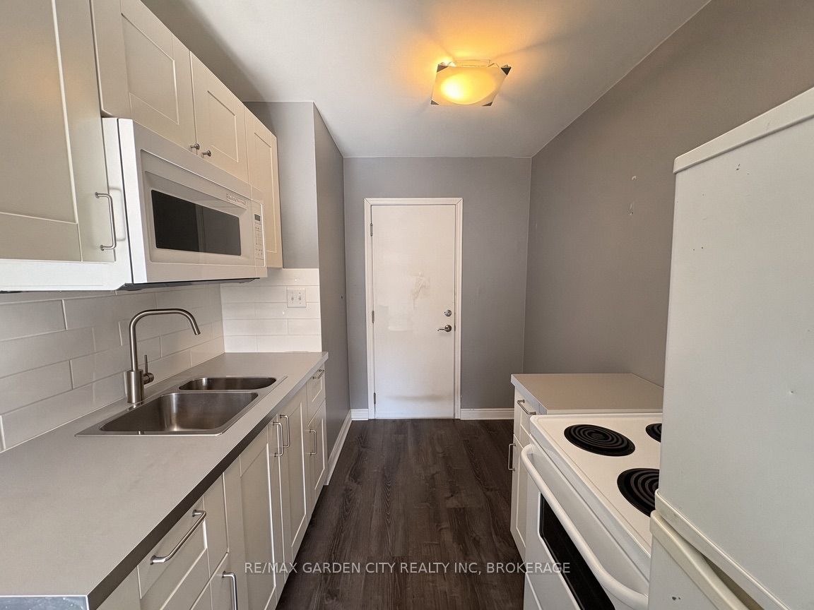 Unit 6 - 1419 PELHAM Street, Pelham 3