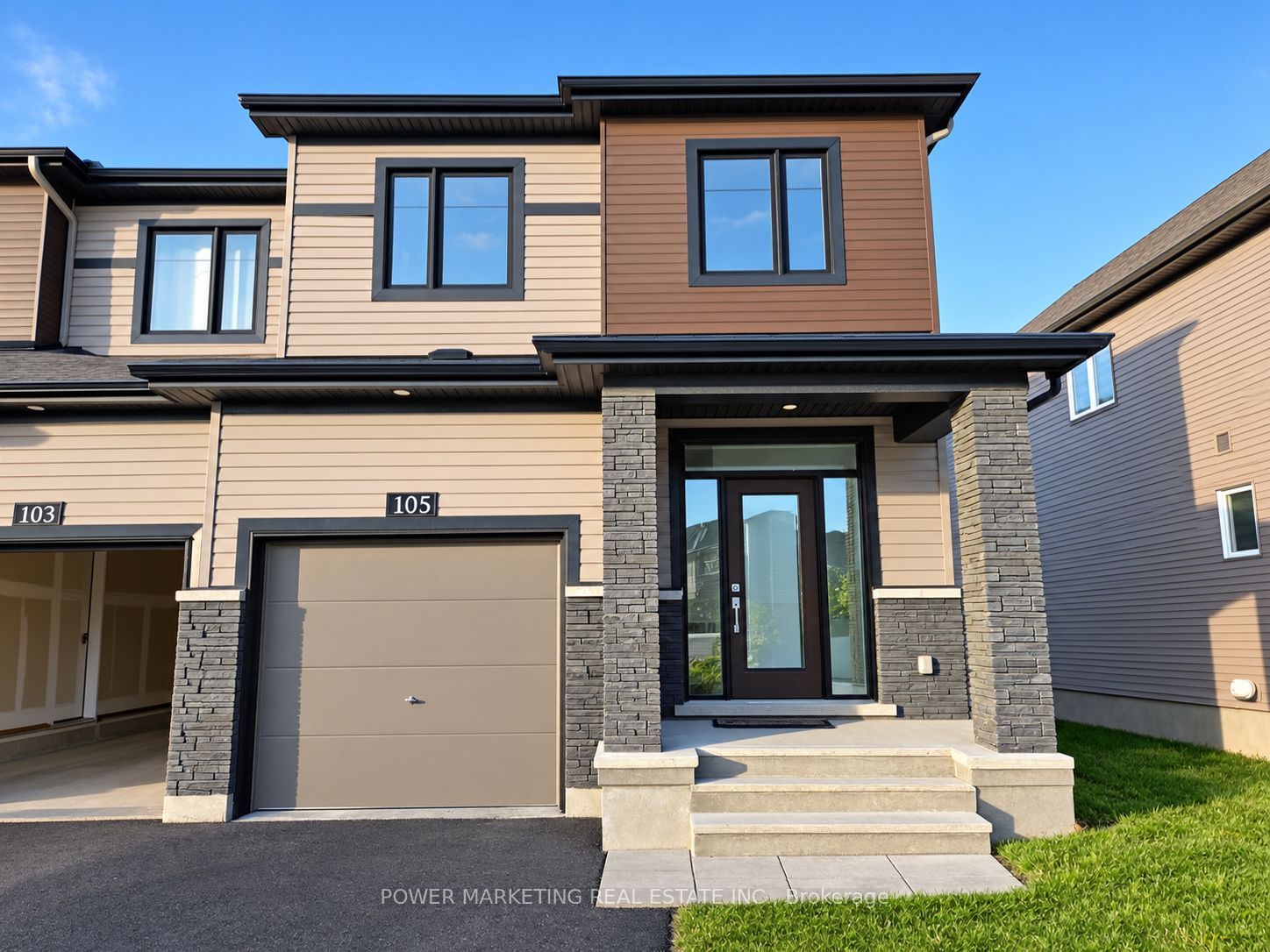 105 Natare Place, Kanata 1